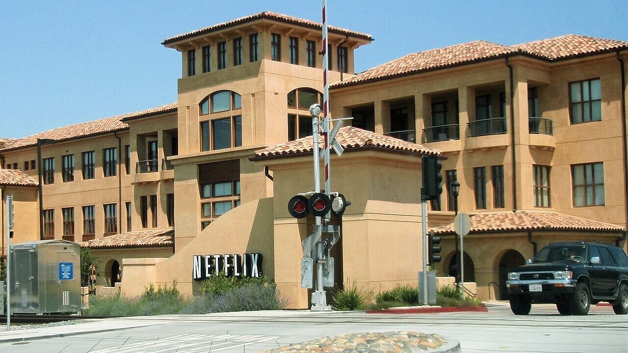 Netflix headquarters building in Los Gatos California with company signage