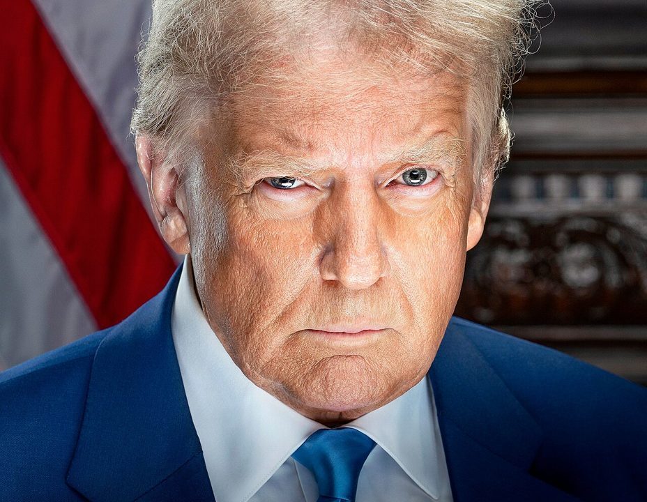 Official presidential portrait of Donald Trump in a blue suit