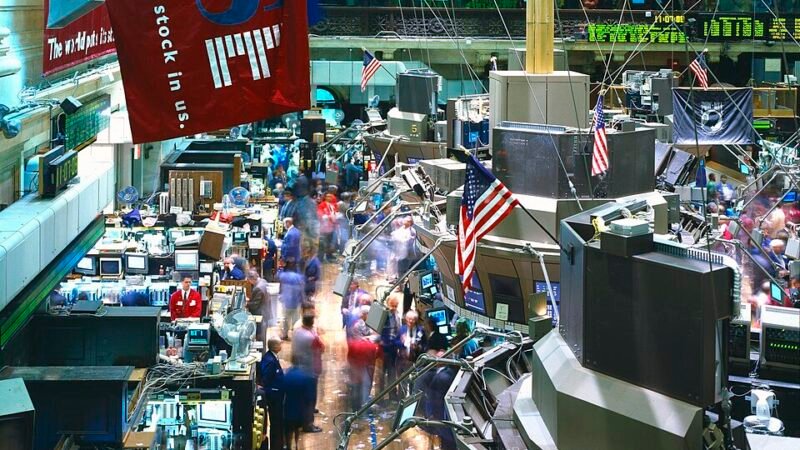 Traders working on the floor of the New York Stock Exchange
